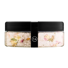 Indlæs billede til gallerivisning Badesalt med rosenblade og nærende olier Gua-sha.dk