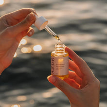Indlæs billede til gallerivisning AZUR Face Oil - 100% naturlig ansigtsolie med Squalene Gua-sha.dk