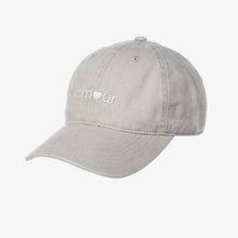 Indlæs billede til gallerivisning Sun Cap Amour – Beige Gua-sha.dk