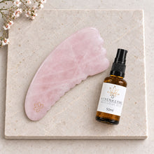 Indlæs billede til gallerivisning Body Gua Sha Kit inkl. naturlig olie - Rosakvarts Gua-sha.dk