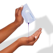 Indlæs billede til gallerivisning Lee Stafford Bleach Blondes Ice White Toning Cool Shots – 4x15ml Gua-sha.dk