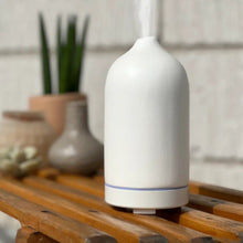 Indlæs billede til gallerivisning Mimie - hvid sten diffuser Gua-sha.dk