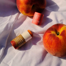 Indlæs billede til gallerivisning Lip balm tint - peach Gua-sha.dk