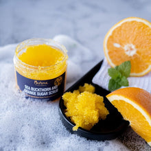Indlæs billede til gallerivisning Nurme - Body Sugar Scrub - Sea Buckthorn - 250 ml Gua-sha.dk