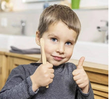 Indlæs billede til gallerivisning PANDOO - BAMBUS BØRNETANDBØRSTE 1 STK Gua-sha.dk