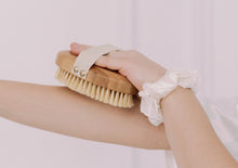 Indlæs billede til gallerivisning CRYSTALLOVE Bambus/Agave tørbørste til kroppen Tørbørste Gua-sha.dk