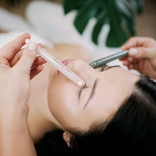 Indlæs billede til gallerivisning Crystallove - Reflexology tool- Rosakvarts gua sha Gua-sha.dk