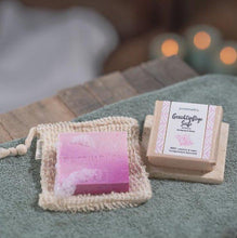 Indlæs billede til gallerivisning Puremetics 2 in 1 ansigtsrense sæbe - vild rose Gua-sha.dk