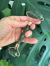 Indlæs billede til gallerivisning Faceroller - jade Gua-sha.dk
