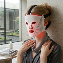 Indlæs billede til gallerivisning Erth Beauty ElectriCals™ LED Ansigtsmaske med 7 lysfarver – Ensartet, Velplejet hud Gua-sha.dk
