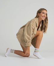 Indlæs billede til gallerivisning Reformer strømper - hvid med beige/ mint striber Gua-sha.dk
