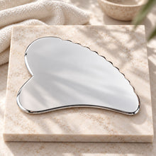 Indlæs billede til gallerivisning Aya Sculpt Gua Sha i Stål – Deluxe Ansigtsmassage Gua-sha.dk
