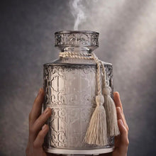 Indlæs billede til gallerivisning Aroma Diffuser - Grey Tassel - gråt glas Gua-sha.dk
