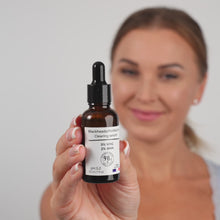 Indlæs og afspil video i gallerivisning Blackheads Clearing Serum

