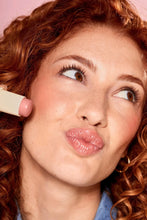 Indlæs billede til gallerivisning RTwist and go blush stick - nem blushstick Gua-sha.dk
